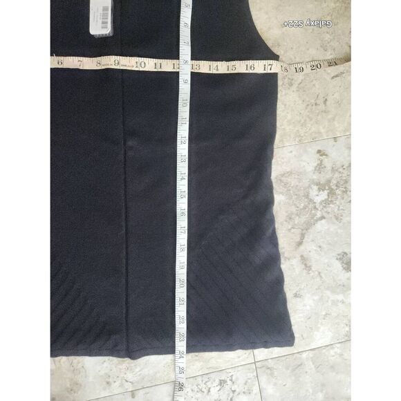 E58 Variations sleeveless mock turtleneck NWT - Picture 3 of 6